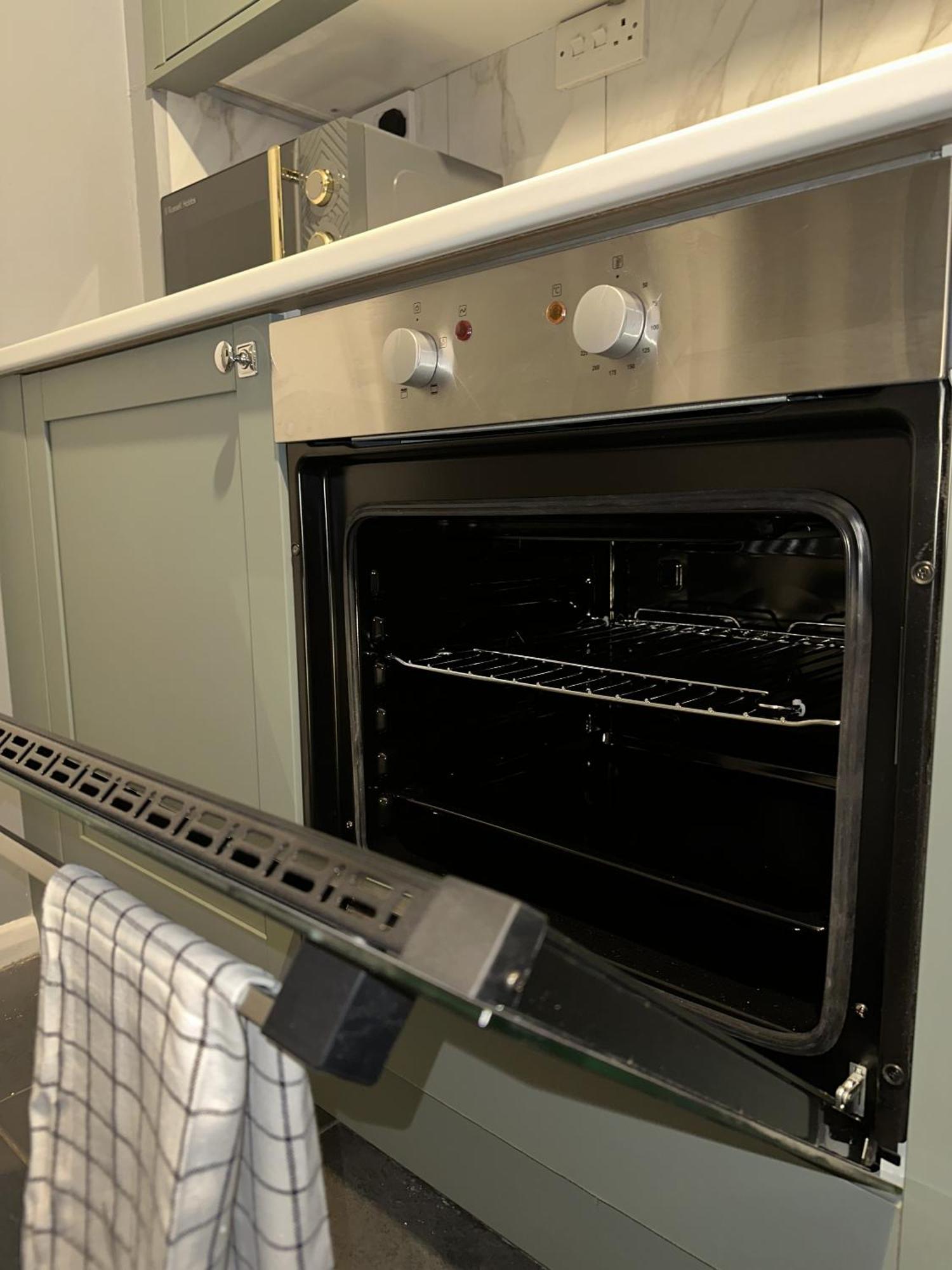 Cozy 5b - Free Parking - Contractors & Groups Holiday home Luton (Bedfordshire)